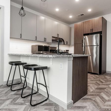 Yugo Guest Suites Urbana Exterior foto